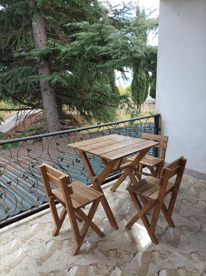 Orenda Telavi Luaran gambar
